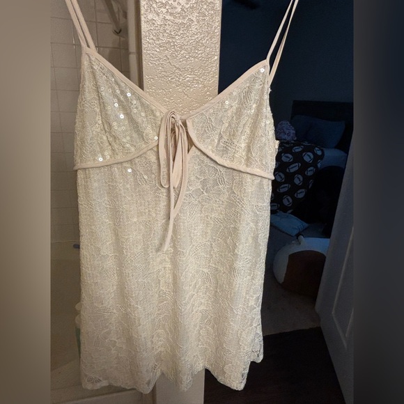 Cream Greybandit Lace Mini Dress NWT - Picture 1 of 4